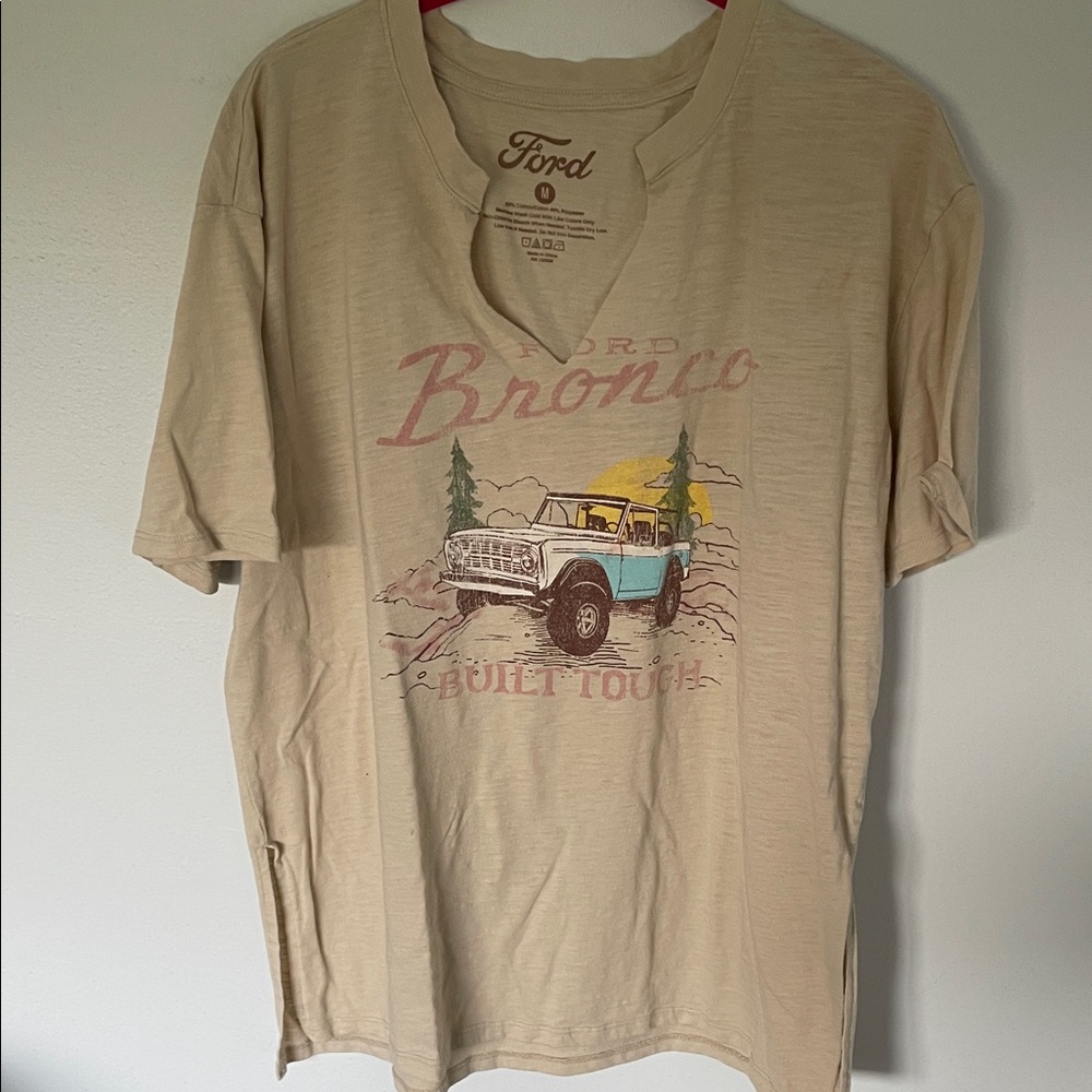 Ford Woman’s Tan Bronco Graphic Tee